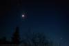 � P. Wienerroither; Aldebaran, Jupiter, Saturn, Mond, Venus (von l.o. nach r.u.) am 1.3.2001. Canon EOS, 28mm, Bl. 4.5, 10 Sek. auf Kodak Elite 100.